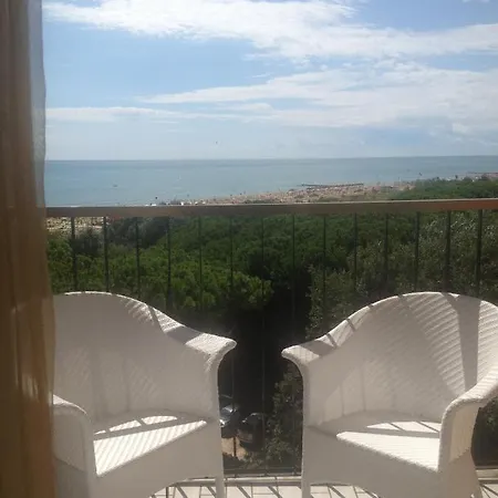 Hotel Beau Rivage Pineta 4*