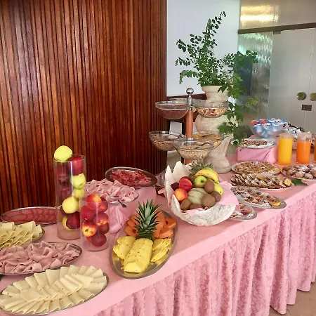 Beau Rivage Pineta Hotel 4*