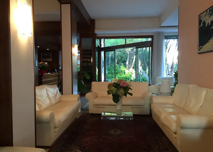 Hotel Beau Rivage Pineta 4*